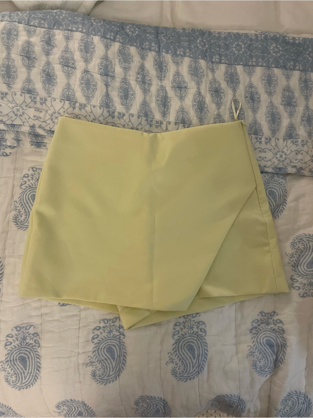 NWOT Zara Light Yellow Asymmetric Skort